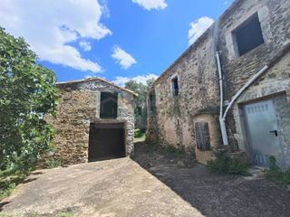 Mas à Taialà - Germans Sabat. Exclusiva finca con varias masías en venta en el corazón de las