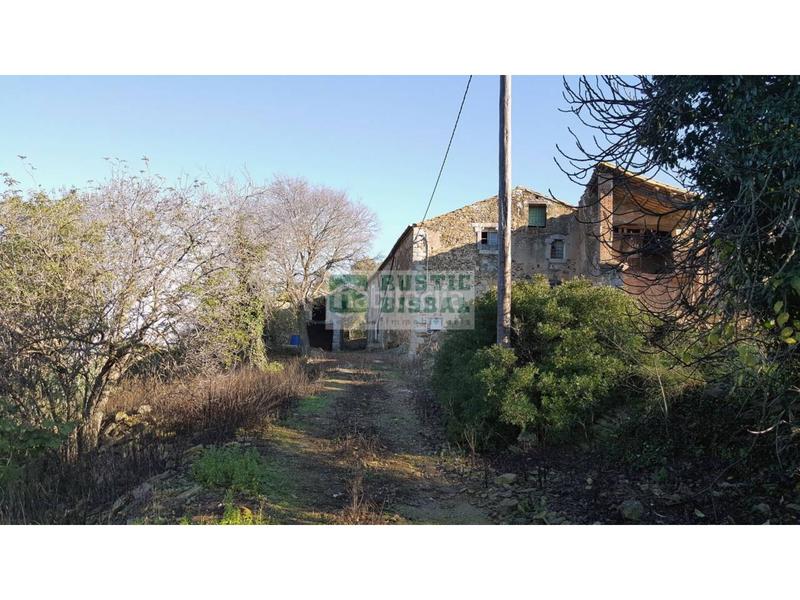 Foto 258dfeb7-f1bf-4074-817a-7cbf662d7f51. Casale in Domeny Girona