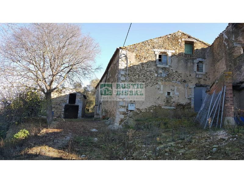 Foto 4fe0dc81-e5ea-4bf3-8926-e04961aa024f. Casale in Domeny Girona