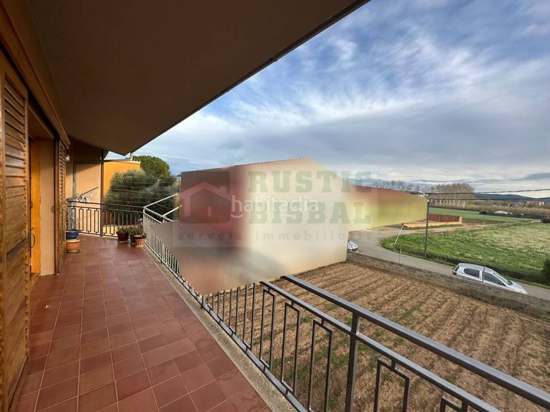 Foto c405a899-0406-4912-a728-5319454ab13c. Casa amb calefacció aparcament a Bisbal d´Empordà (La)