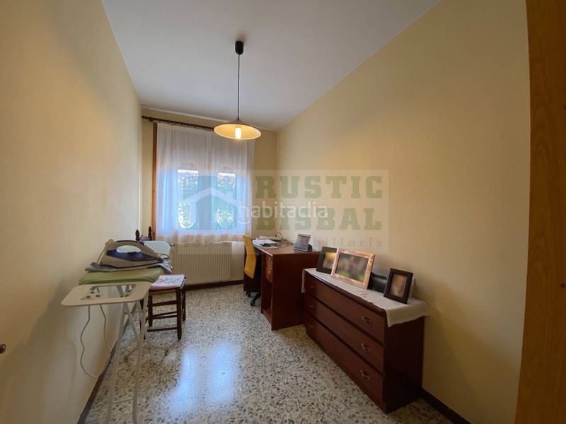 Foto e2824a94-a24b-49b5-948e-1341a8d21804. Casa amb calefacció aparcament a Bisbal d´Empordà (La)