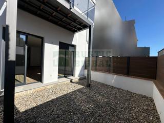 Lloguer Casa a Bisbal d´Empordà (La). Se alquila casa en la bisbal dempordà. modernidad, espacio y muc