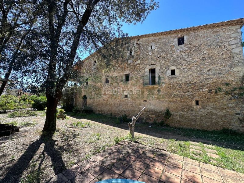 Foto fef66974-f746-4215-981a-c7181c1fed02. Masia amb piscina a Serinyà