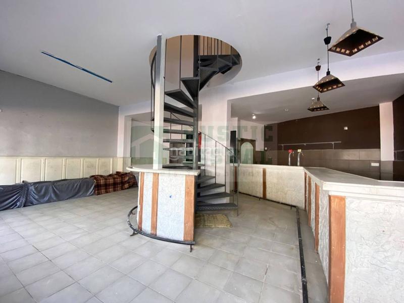 Foto e7dec5a1-4584-44fa-a98b-b2814660802a. Lloguer local comercial a l´Estartit poble Estartit