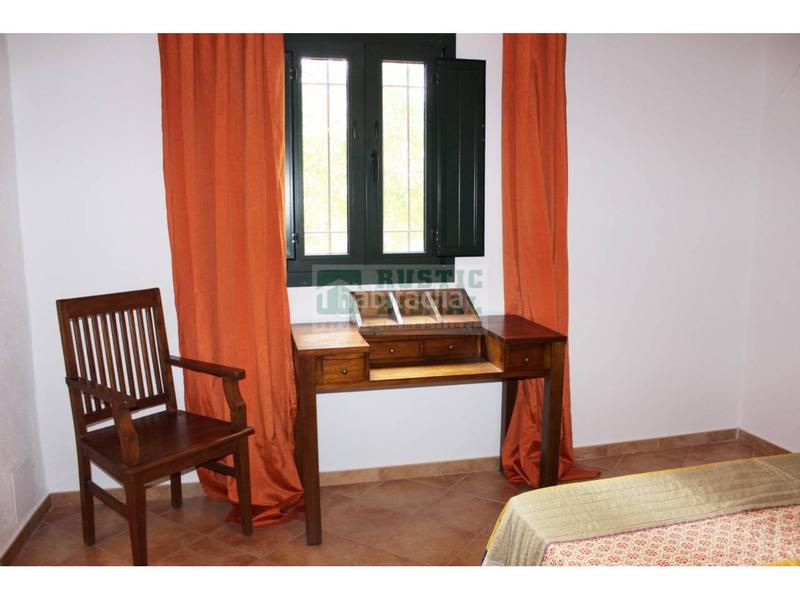 Foto e2843930-d514-4dd0-b5f7-fe77c94e452e. Affitto casale con riscaldamento piscina in Flaçà