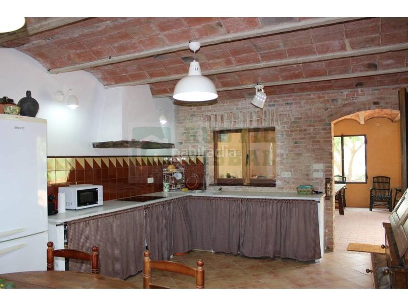 Foto 9a025345-4288-4e48-b6b9-84b0be670899. Rent country house with heating pool in Flaçà