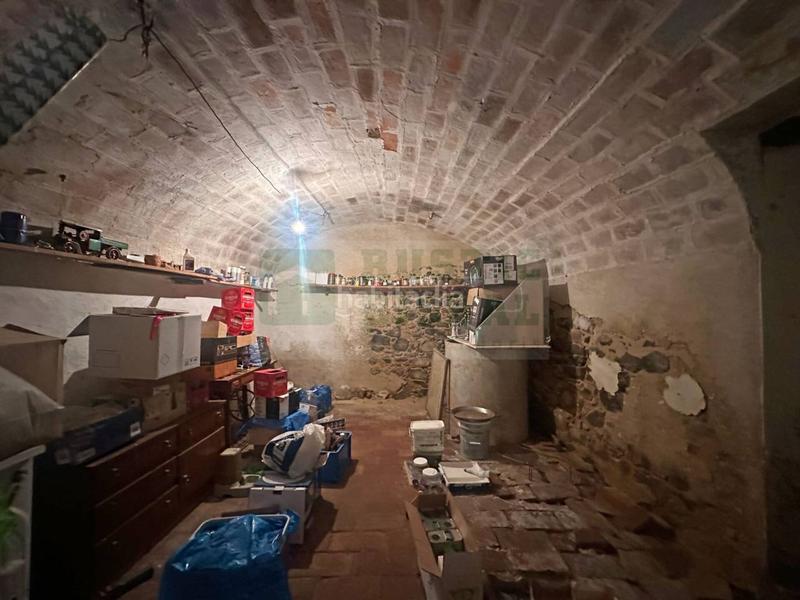 Foto 12569dd1-be00-4b51-9014-62cb054519d1. Masia amb aparcament a Rupià