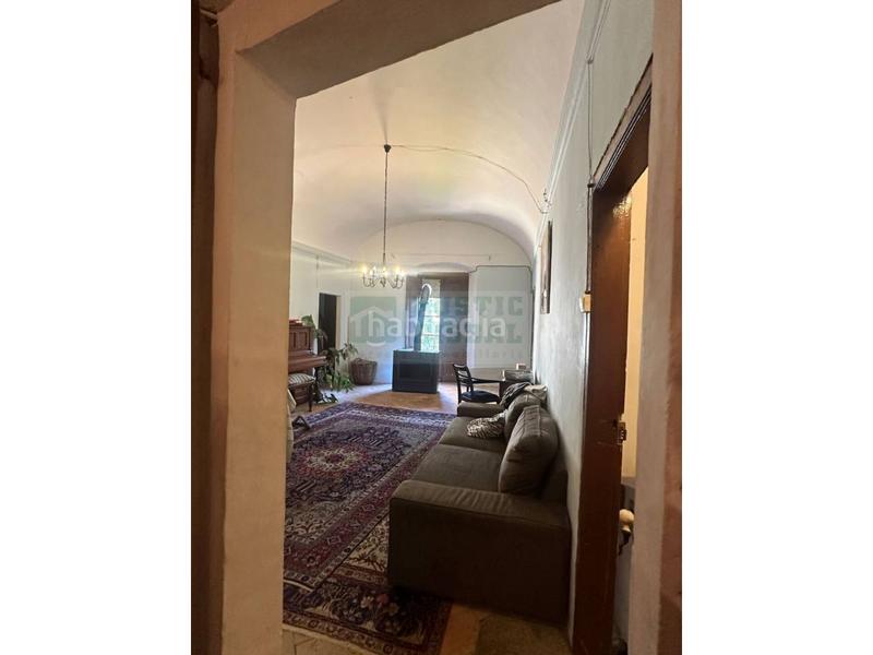 Foto 65a9bee1-86a3-45ec-8e61-c4395daa227a. Masia amb aparcament a Rupià