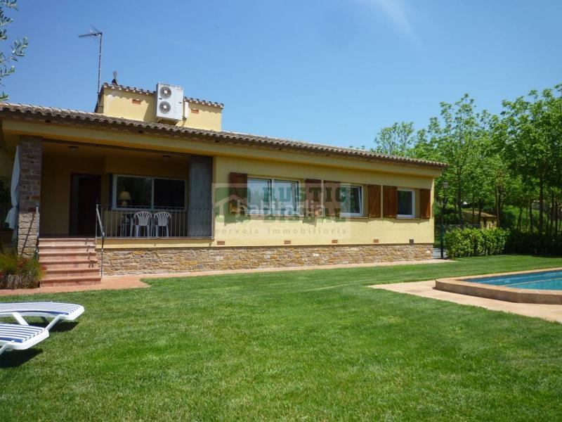 Foto 00884a93-987c-4d63-9de3-02f92278999b. Location maison avec chauffage parking piscine dans Begur