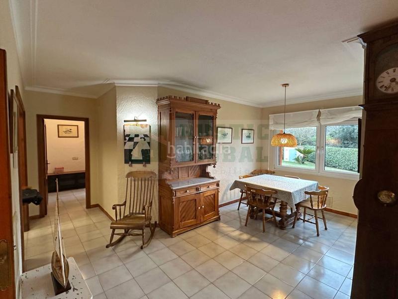 Foto ff3ac260-88bc-4bb8-acff-d61d7b7dd1bb. Location maison avec chauffage parking piscine dans Begur