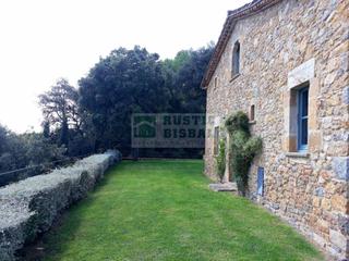 Lloguer Masia a Vilopriu. Espectacular casa rústica en alquiler de segunda residencia con