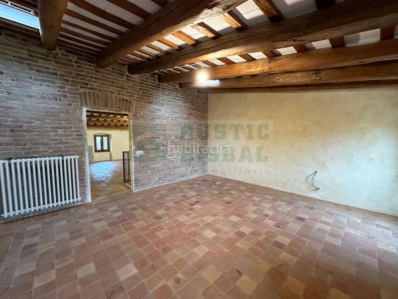 Foto 50044be9-3ab9-4184-9c22-6e8e9af38cce. Mas avec chauffage parking dans Rupià