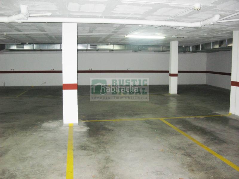 Foto 28d48530-6faa-4308-964c-e4808627fe1a. Affitto posto auto in Bisbal d´Empordà (La)