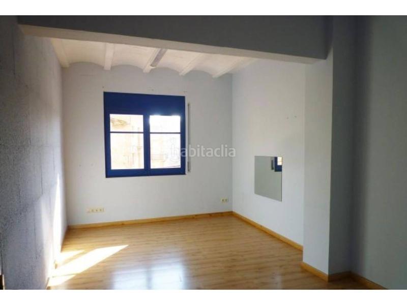 Foto 5a412ad8-05a9-4574-9785-96b9b0dcc067. Lloguer local comercial a Bisbal d´Empordà (La)