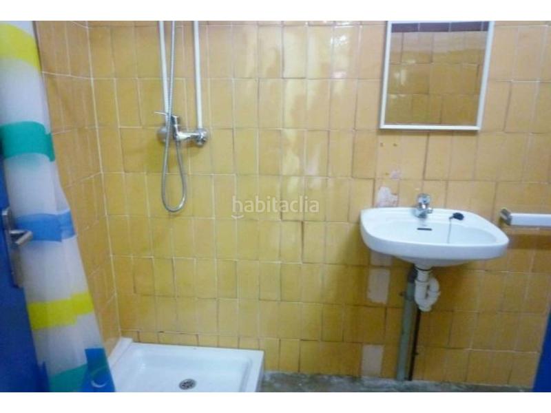 Foto 5fe128f0-87c7-4b33-ba71-5c367dc0a2de. Lloguer local comercial a Bisbal d´Empordà (La)