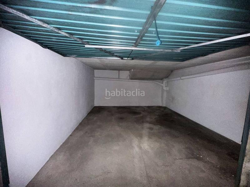 Foto 818613cb-616b-483c-b3bd-a00383ff5321. Lloguer aparcament cotxe a Bisbal d´Empordà (La)