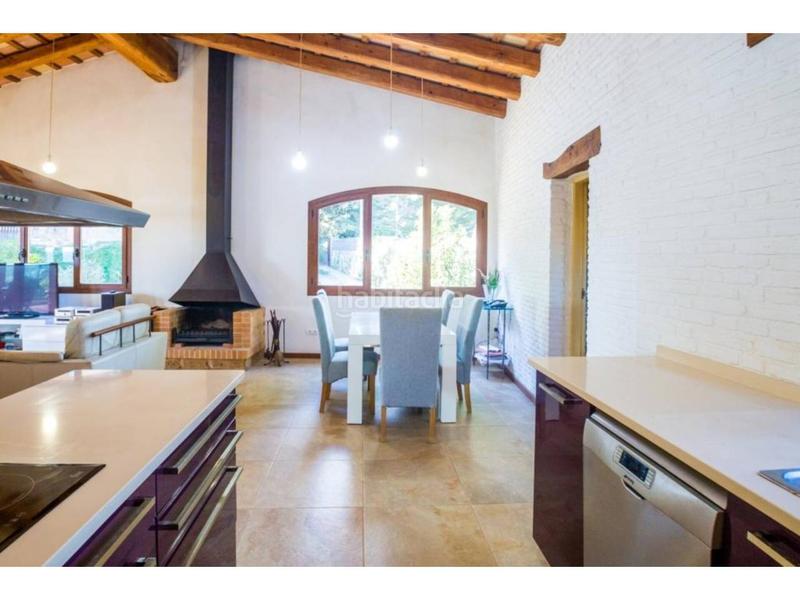 Foto 43348dd2-30bf-48a1-8964-2bcf5903ce08. Bauernhof mit heizung parking pool in Mont-ras