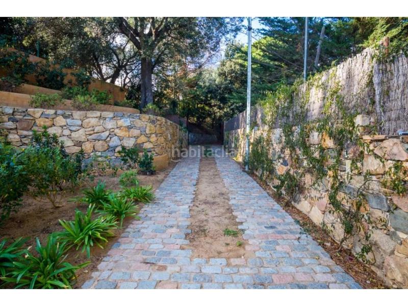 Foto e06b3e17-f98a-4a1d-866f-382ef2fb2156. Bauernhof mit heizung parking pool in Mont-ras