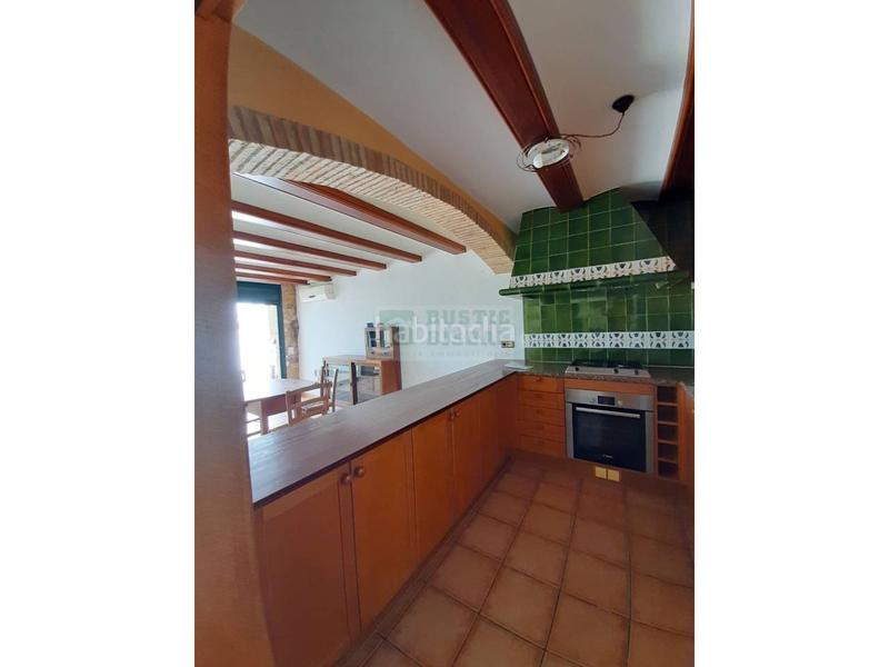 Foto a3e8984a-87bc-4939-b05e-cb9d37b96b38. Mas avec chauffage dans Bisbal d´Empordà (La)