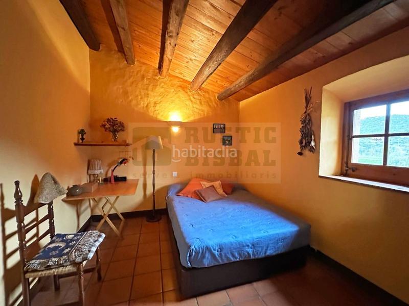 Foto 7255628e-b05f-4feb-9664-886107279dd8. Country house with heating in Boadella i les Escaules