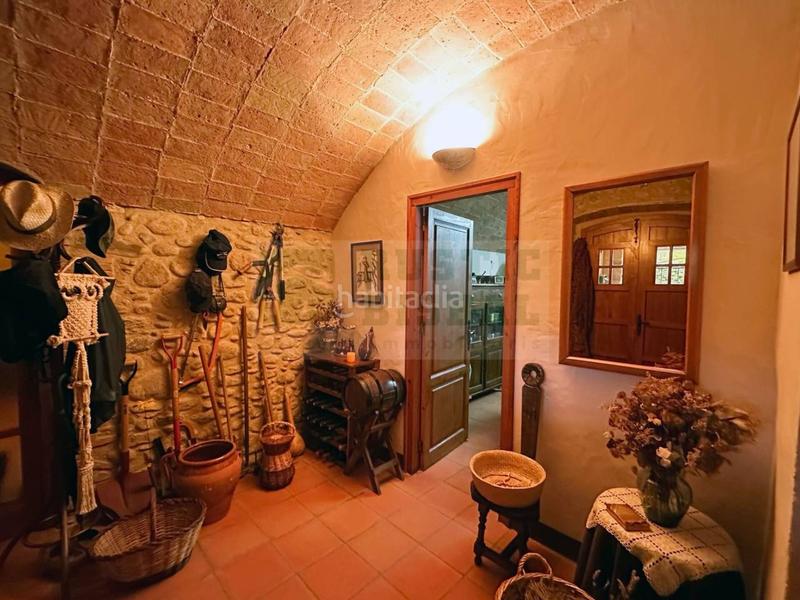 Foto eed6641c-9239-4671-b921-667d118218c4. Country house with heating in Boadella i les Escaules