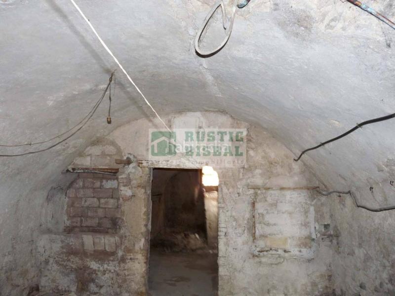 Foto 9cbbb3f8-f031-4d04-8f0e-d80a691da7f6. Business premise in Bisbal d´Empordà (La)