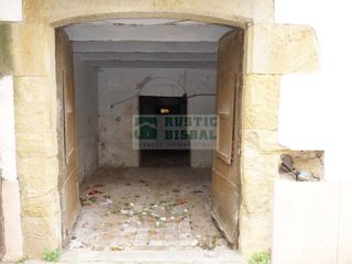 Local Comercial en Bisbal d´Empordà (La)