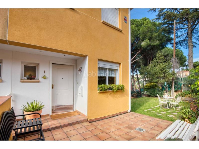 Foto 8bf14e3b-adbd-40e5-b4be-e590d00e98ed. Casa adossada amb aparcament piscina a Los Pinos-Politur Platja d´Aro