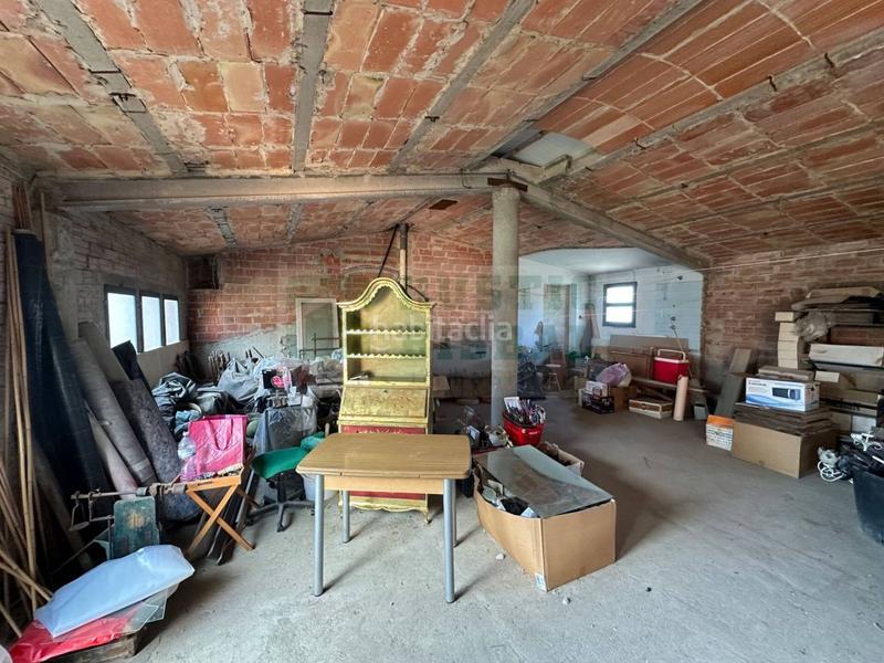 Foto 372e1cb1-c6fb-4309-abea-c5a916e98105. Masia amb calefacció aparcament a Forallac