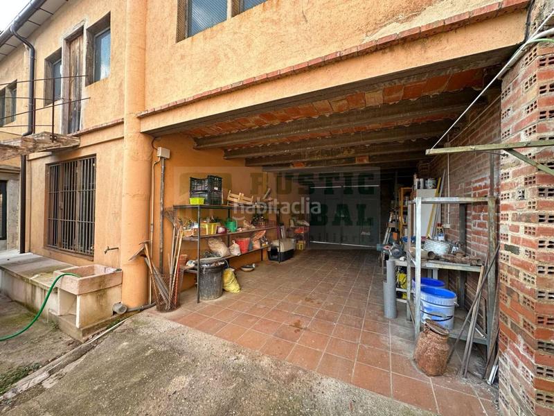 Foto a39ca81e-925f-4dfe-8919-a40c8b51f2de. Masia amb calefacció aparcament a Forallac