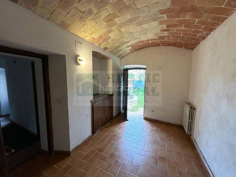 Foto 01151774-77a1-4329-9146-f38ffea85723. Masia amb calefacció aparcament a Vilopriu