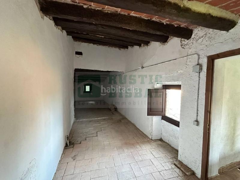 Foto 11611990-17c8-4449-8a33-d36dc445571d. Masia amb calefacció aparcament a Vilopriu