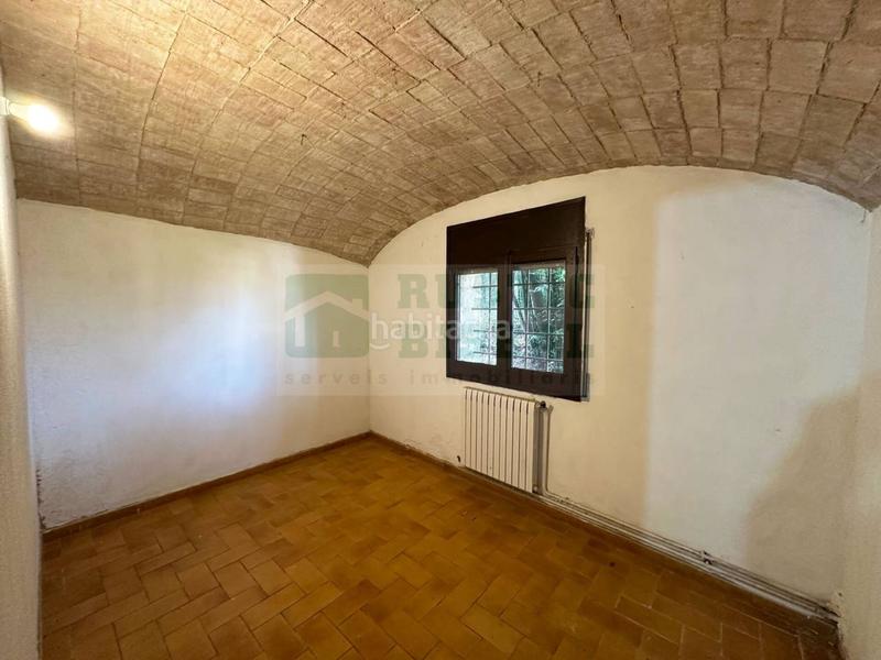 Foto 56e8da2f-1a43-4124-8054-2ff30c764cde. Masia amb calefacció aparcament a Vilopriu