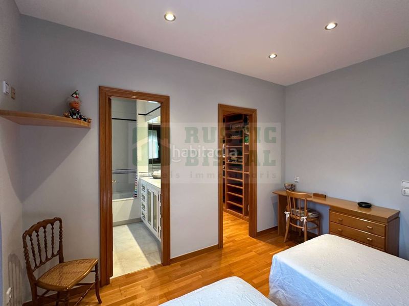 Foto 1219887e-5297-42fc-a213-e82be6b93b00. Casa amb calefacció aparcament a Forallac