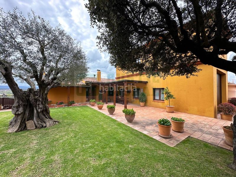 Foto 92ac81df-d305-437f-81b9-c24ee3878d67. Casa amb calefacció aparcament a Forallac