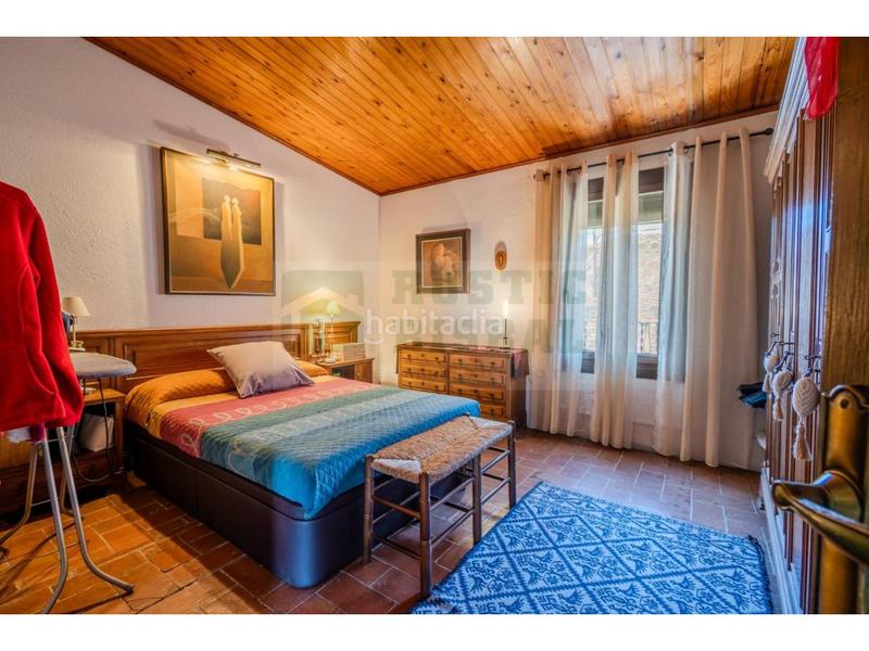 Foto 1921c648-9336-4a66-8f65-64d480cb969f. Masía encantadora casa rústica con patio y terrazas en venta , baix empordà, cerca de la costa brava en Ultramort