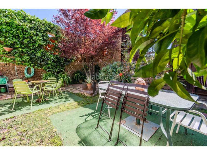 Foto 49c7b0d1-c596-48d7-b40f-316016db2eb6. Masía encantadora casa rústica con patio y terrazas en venta , baix empordà, cerca de la costa brava en Ultramort