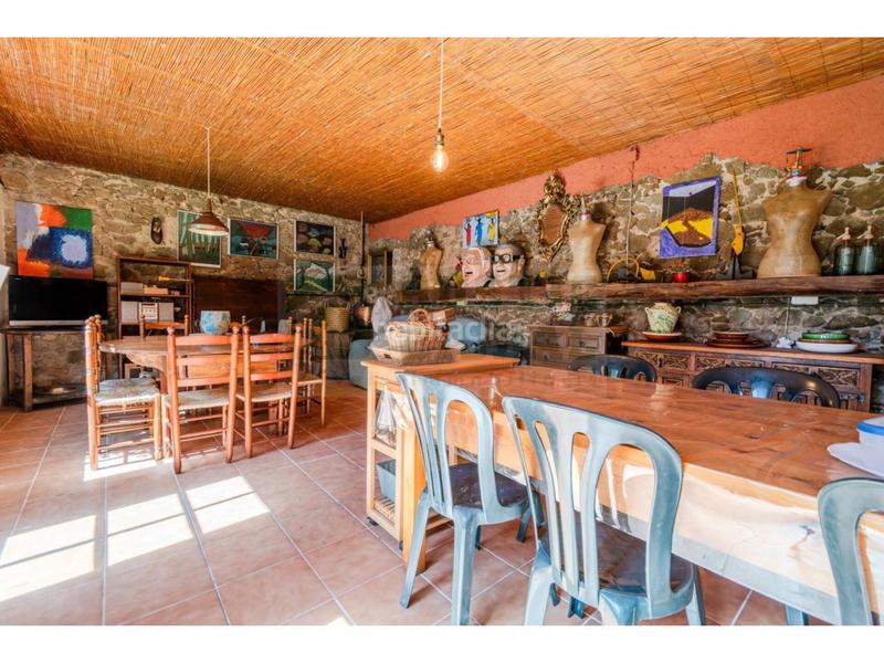 Foto 808cc157-4ef4-4d70-88f5-aed32e024869. Masía encantadora casa rústica con patio y terrazas en venta , baix empordà, cerca de la costa brava en Ultramort
