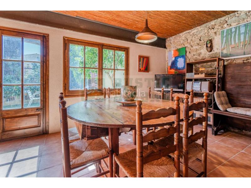 Foto 9680051c-6403-4d21-a1df-50ca0192fa4e. Masía encantadora casa rústica con patio y terrazas en venta , baix empordà, cerca de la costa brava en Ultramort
