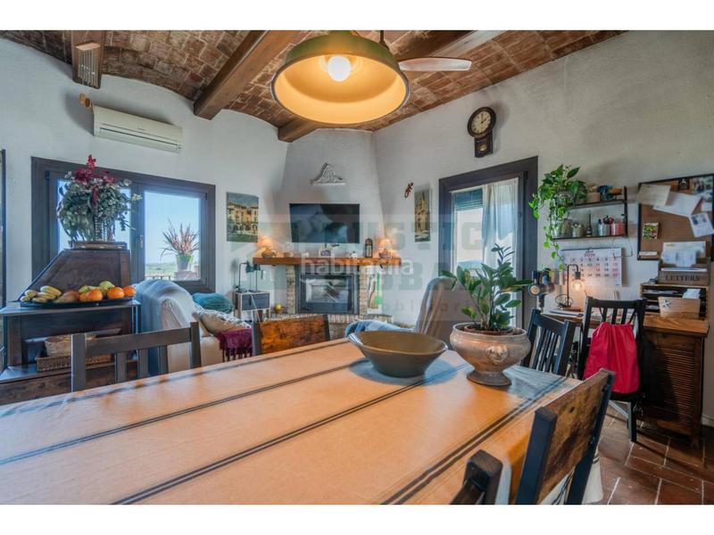 Foto bc48c1b0-6ae4-43f6-a102-edeca245b294. Masía encantadora casa rústica con patio y terrazas en venta , baix empordà, cerca de la costa brava en Ultramort