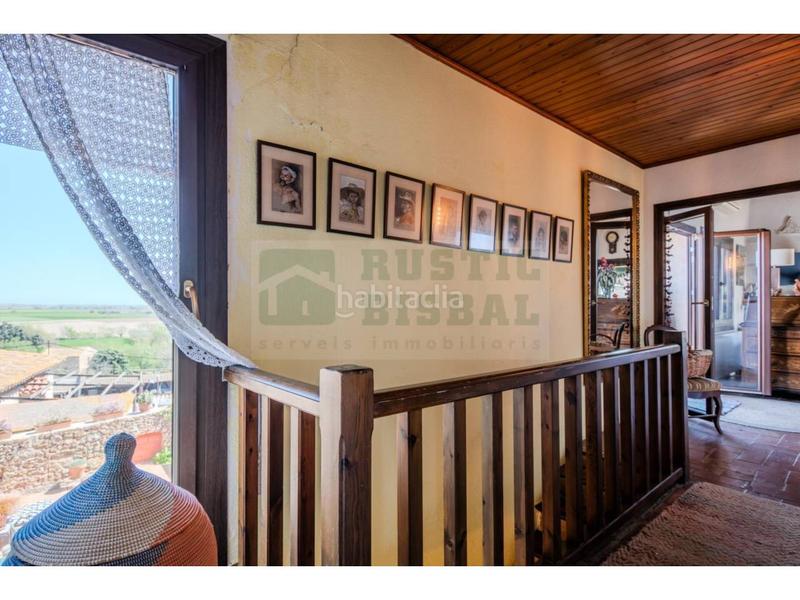Foto d76d10d2-2b56-4f3e-9e2a-4634e834be83. Masía encantadora casa rústica con patio y terrazas en venta , baix empordà, cerca de la costa brava en Ultramort