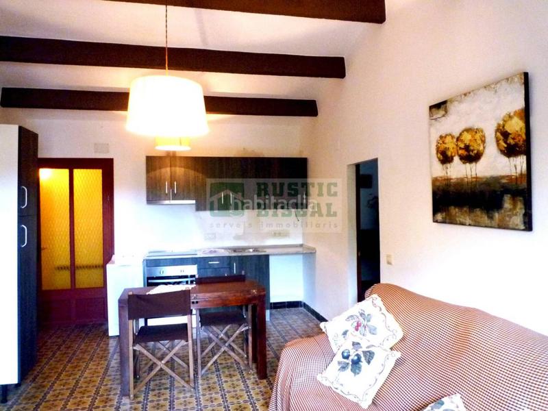 Foto 4b9063bb-831c-4125-b24f-cab72e804ba8. Affitto casale con riscaldamento in Pera (La)