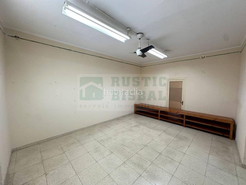 Foto 0e15b98c-6ab9-4b46-b430-1523cee37586. Location local commercial dans Bisbal d´Empordà (La)