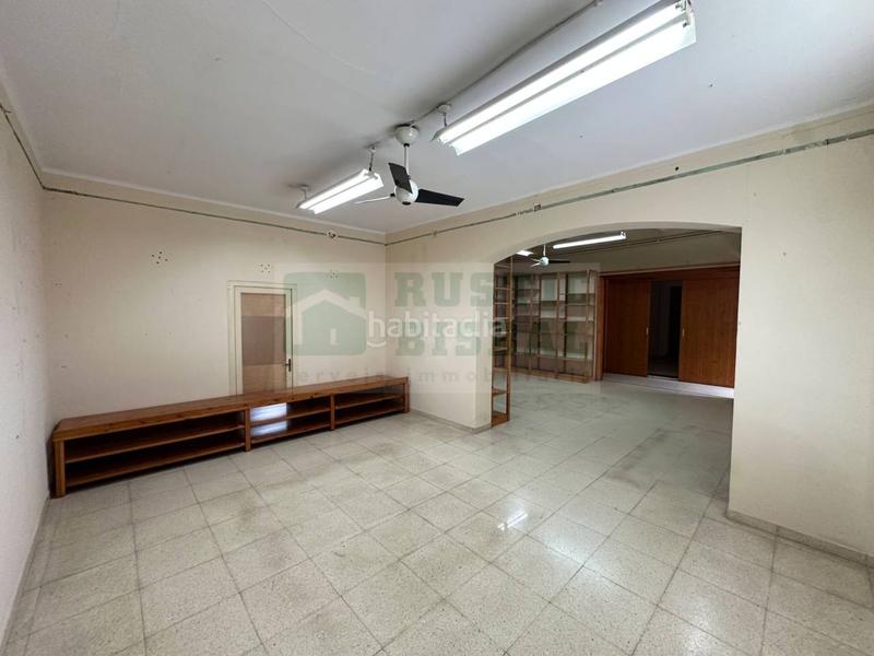 Foto 89d7acfc-9e82-49d6-837c-86d51553c8a4. Location local commercial dans Bisbal d´Empordà (La)