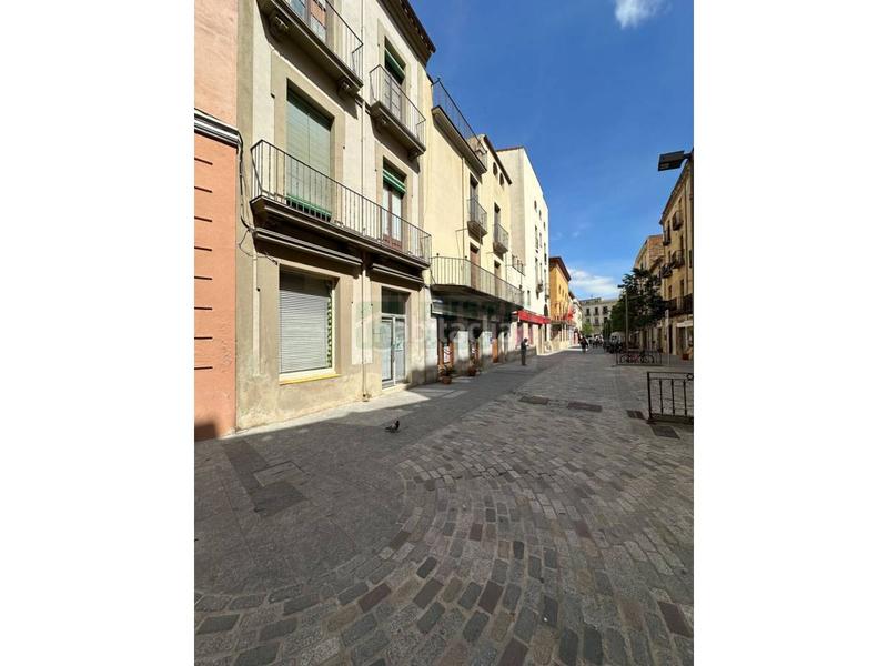 Foto f540008f-ad4e-4574-b003-733833ca9f33. Affitto locale commerciale in Bisbal d´Empordà (La)