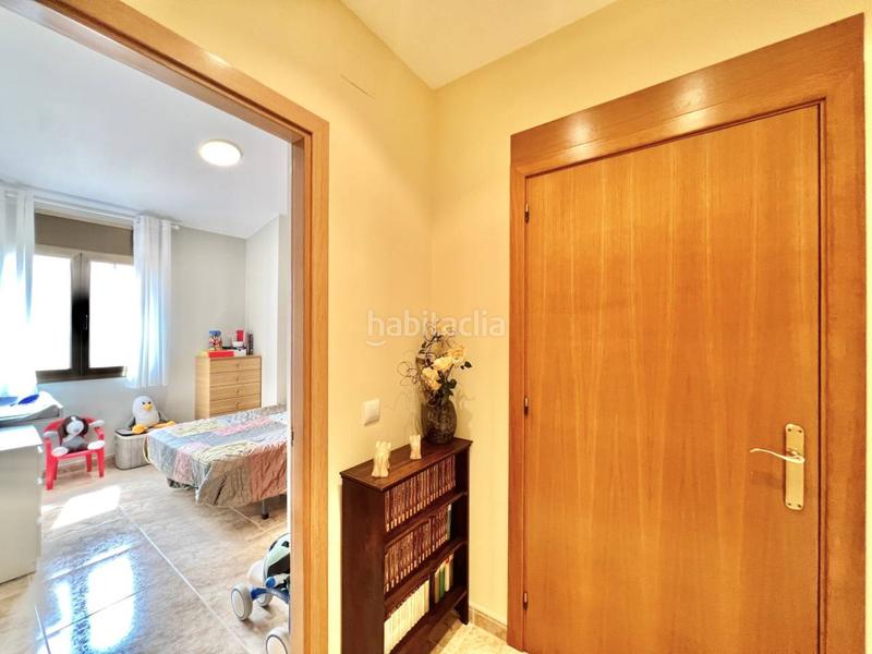 Foto 435abd7e-e3c1-4277-8e1a-81ea9cb3eba9. Casa pareada chalet pareado con local comercial y dos viviendas independientes , El Pedró en Palamós