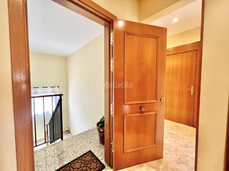 Foto a795ad82-4db0-49eb-bd96-14ec436bea5d. Casa pareada chalet pareado con local comercial y dos viviendas independientes , El Pedró en Palamós