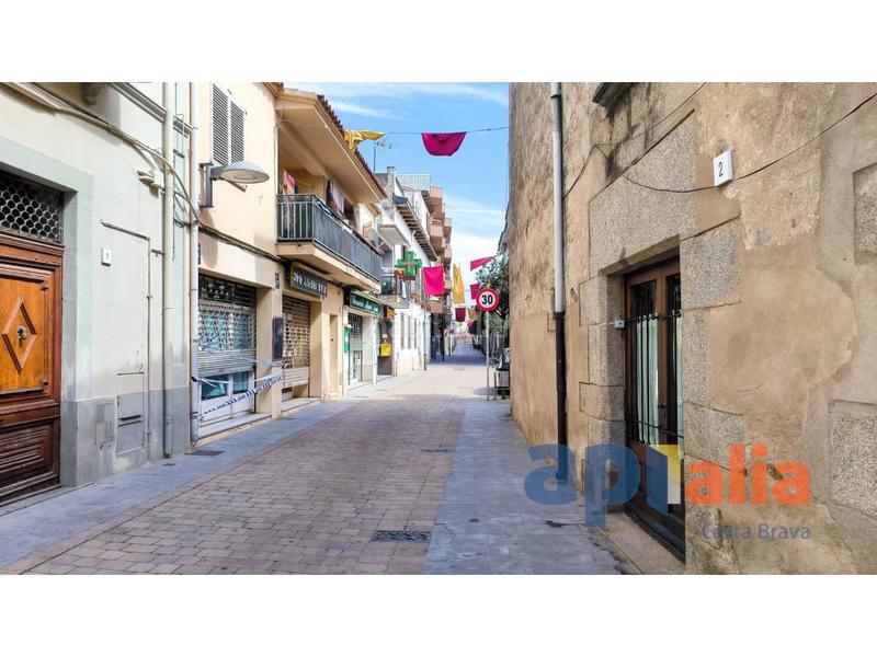 Foto 55b4f6b6-2756-404d-8fc1-d588d539fc90. Ático piso en venta en calle de la rutlla, en Poble Calonge