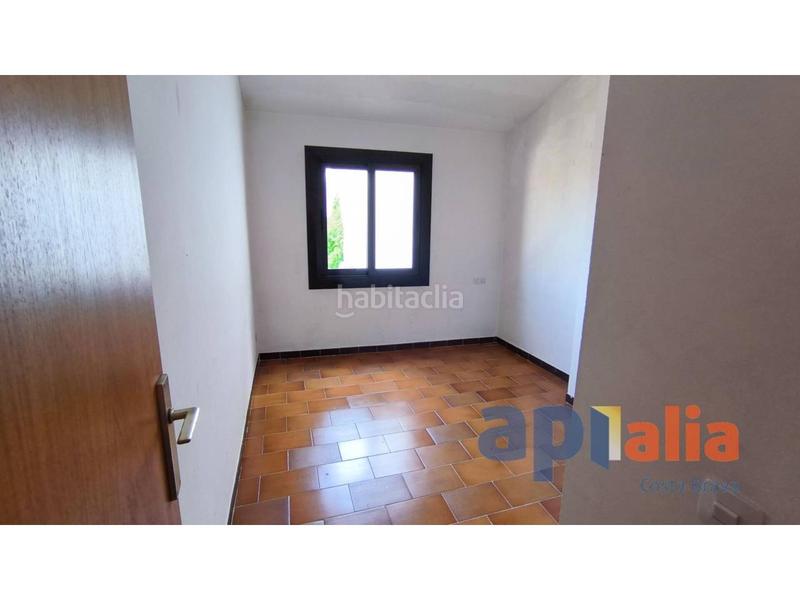 Foto 9667cd5a-9a79-4a18-b1be-17f254a03db4. Ático piso en venta en calle de la rutlla, en Poble Calonge