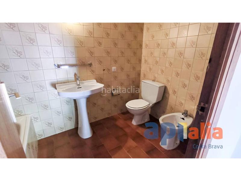 Foto cd3dbbe0-0e05-4978-b9c9-cd66ee6aa198. Ático piso en venta en calle de la rutlla, en Poble Calonge